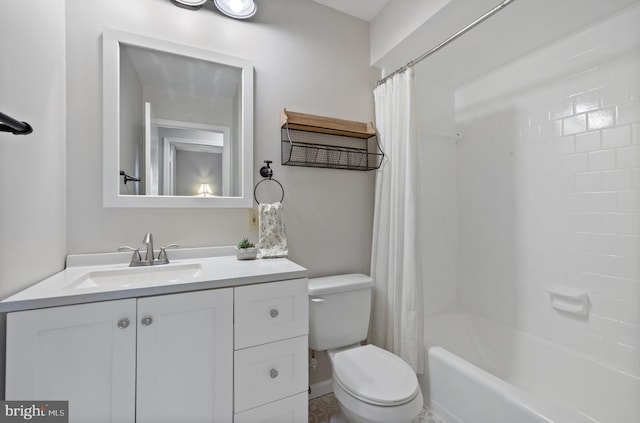 full bathroom featuring vanity, shower / bath combo, and toilet