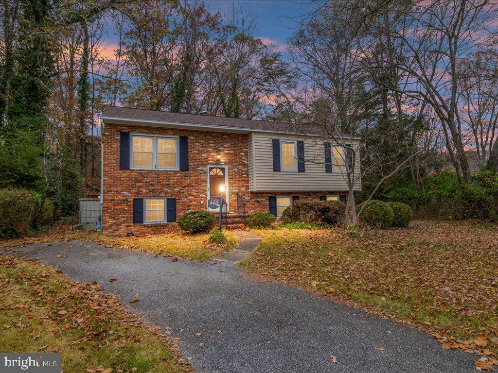 view of split foyer home