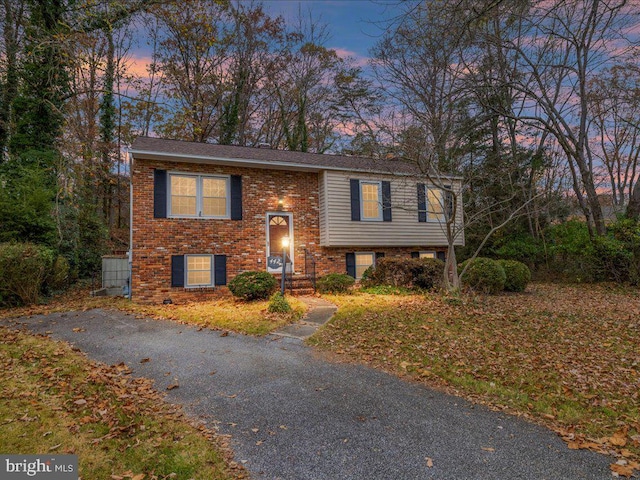 view of split foyer home