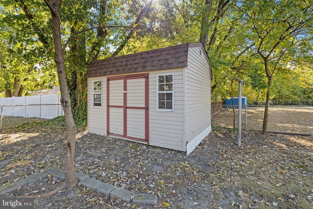 view of outbuilding