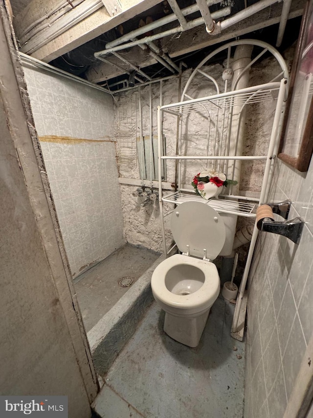 bathroom with toilet