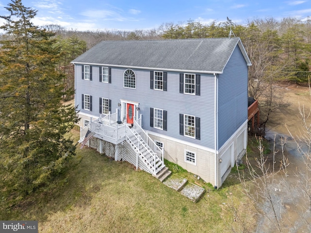 view of front of house featuring a front yard