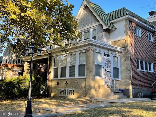 view of front of house