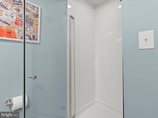 211 Glyndon Meadow Rd, Reisterstown, MD 21136 - bathroom with a stall shower