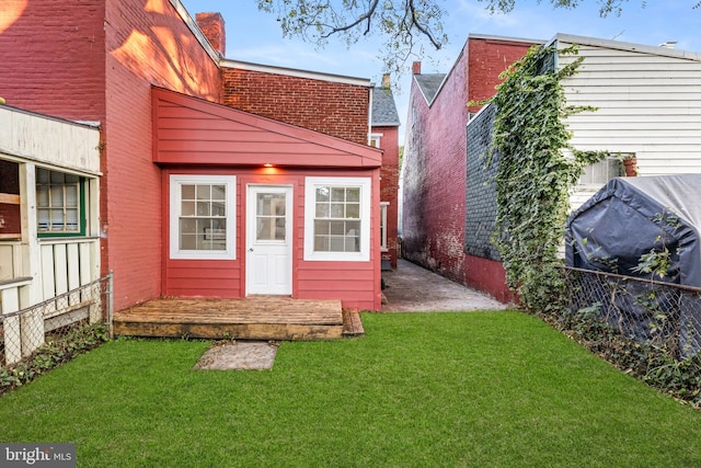 exterior space with a yard