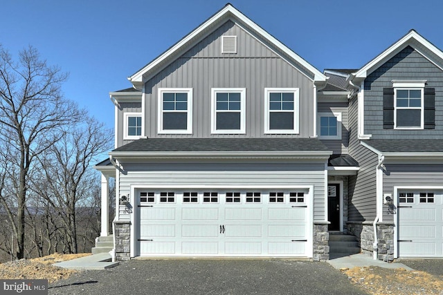 view of front of house featuring a garage