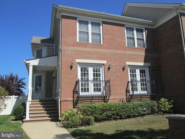 view of front of house