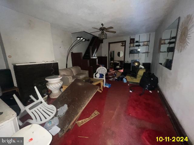 5426 Trinity St, Philadelphia, PA 19143 - living room featuring a ceiling fan
