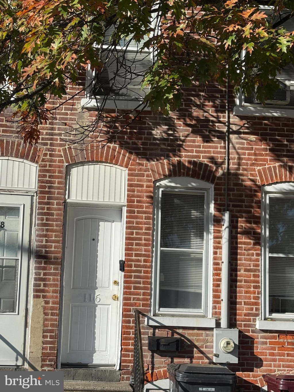 116 Lower Oak St, Wilmington, DE 19805 - view of exterior entry featuring brick siding