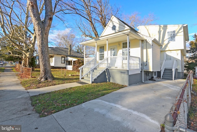 view of front of house with a porch