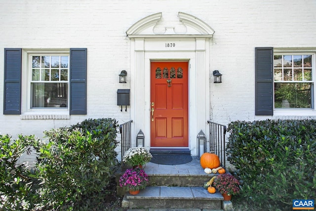 view of property entrance