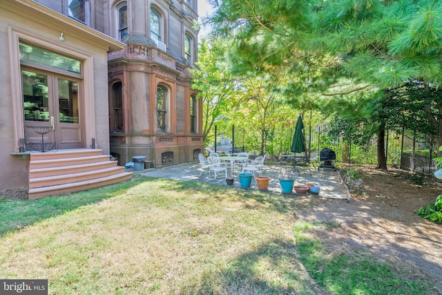 view of yard with a patio