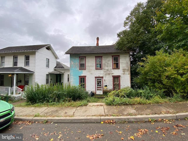 view of front of property with a porch