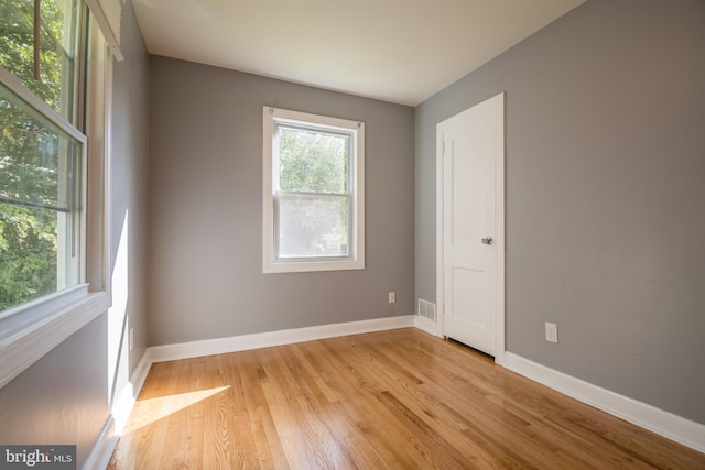 empty room featuring light hardwood / wood-style floors