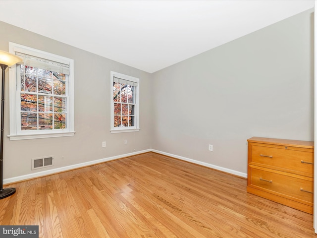 empty room featuring light hardwood / wood-style floors