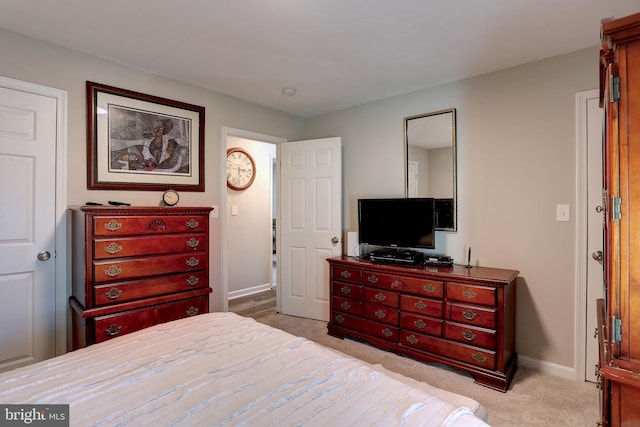 view of carpeted bedroom