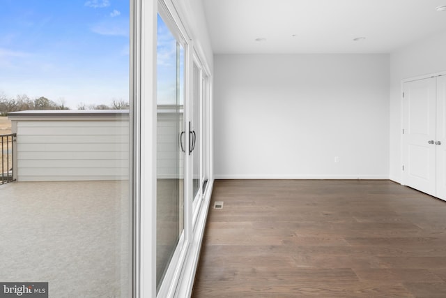 0 Triggerfish Dr, National Harbor, MD 20745 - empty room with baseboards, wood finished floors, and recessed lighting