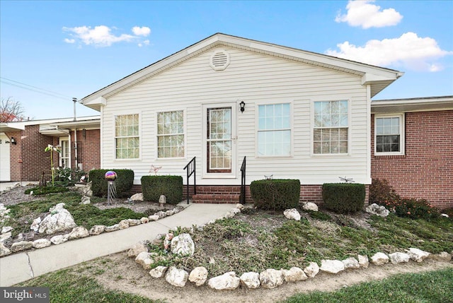 view of front of property