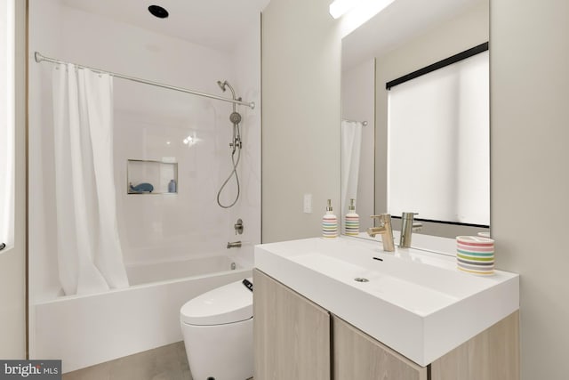 full bathroom featuring shower / bath combination with curtain, vanity, and toilet