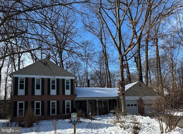 view of front facade with a garage