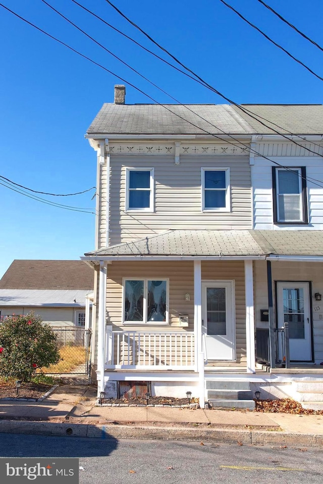 view of front of house with a porch