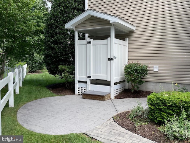 view of outbuilding