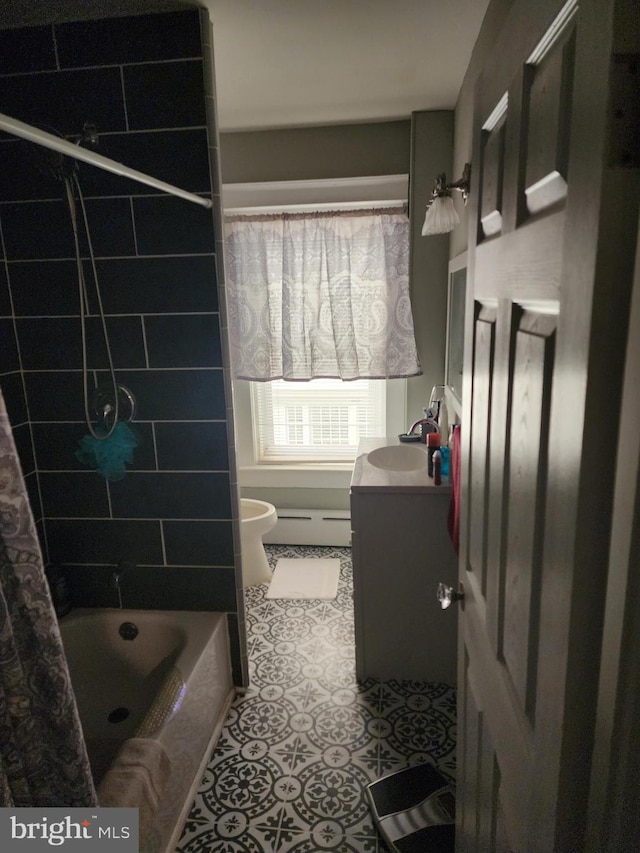 full bathroom with baseboard heating, vanity, shower / bath combination with curtain, and toilet