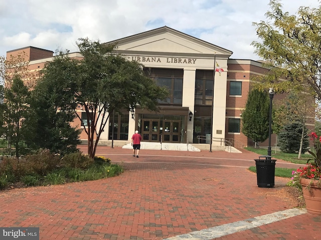 view of building exterior