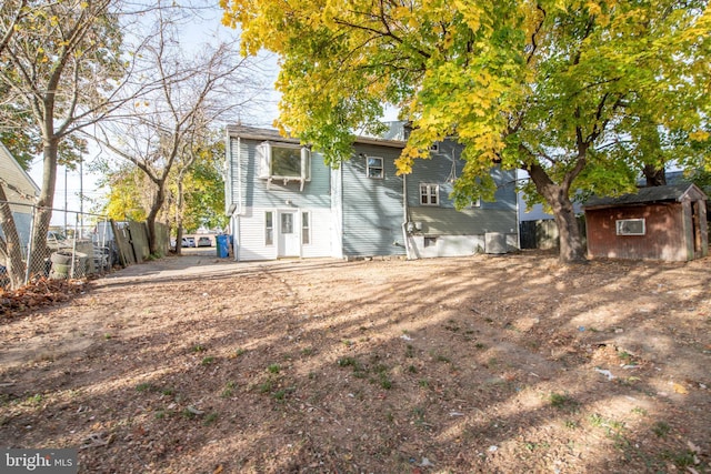 1019 Green Ln, Levittown, PA 19057 - back of property with an outbuilding, a shed, and fence