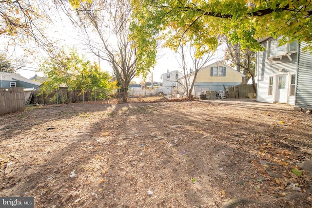 1019 Green Ln, Levittown, PA 19057 - view of yard with a fenced backyard