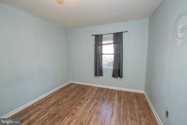 1019 Green Ln, Levittown, PA 19057 - unfurnished room featuring wood finished floors and baseboards