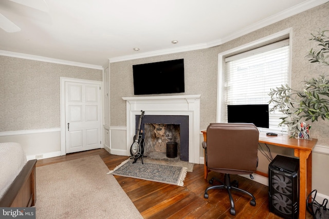 office space featuring hardwood / wood-style flooring and ornamental molding