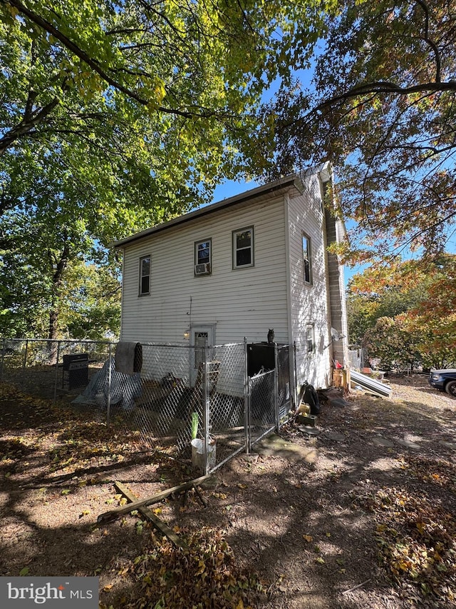 Listing photo 3 for 11 S Spring Rd, Summit Station PA 17979