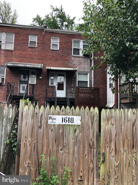 view of townhome / multi-family property