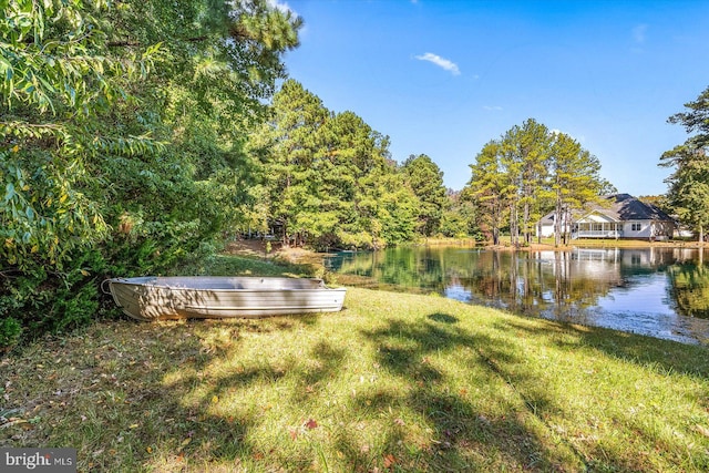 view of yard with a water view