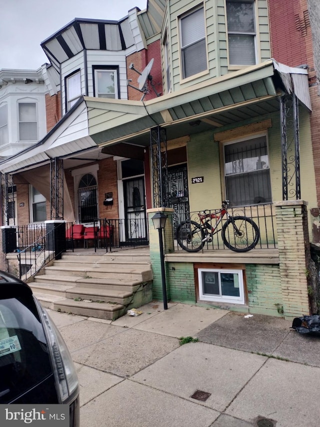 Listing photo 3 for 2919 W Lehigh Ave, Philadelphia PA 19132