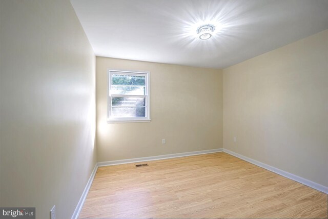 empty room featuring light hardwood / wood-style flooring