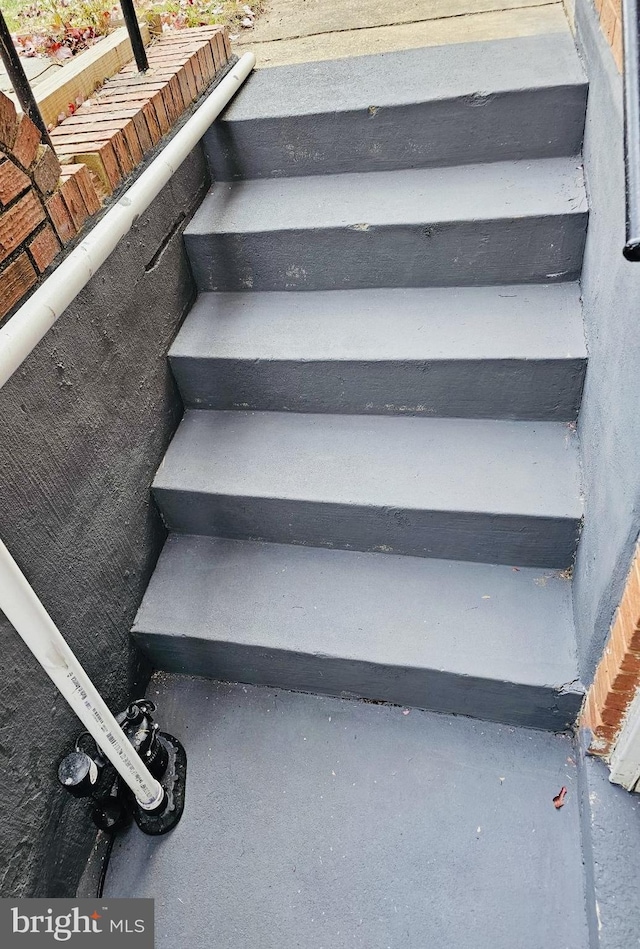 12507 Greenly St, Silver Spring, MD 20906 - view of stairway