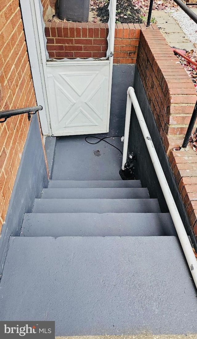12507 Greenly St, Silver Spring, MD 20906 - view of stairway
