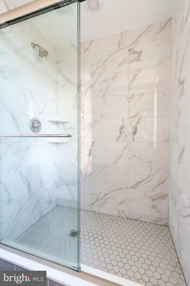 bathroom featuring walk in shower