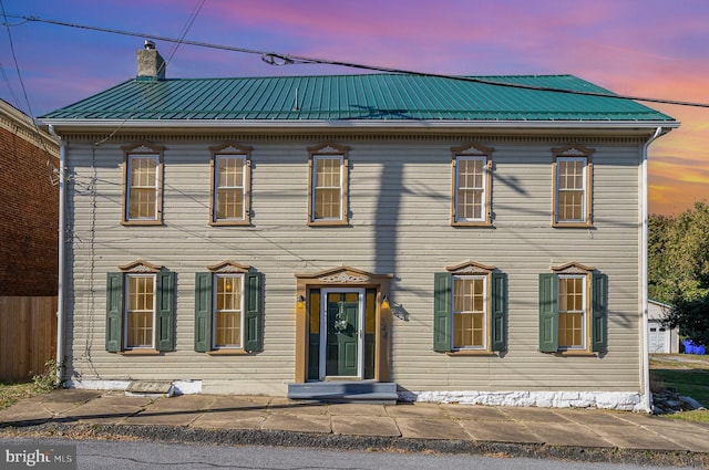 view of front of property