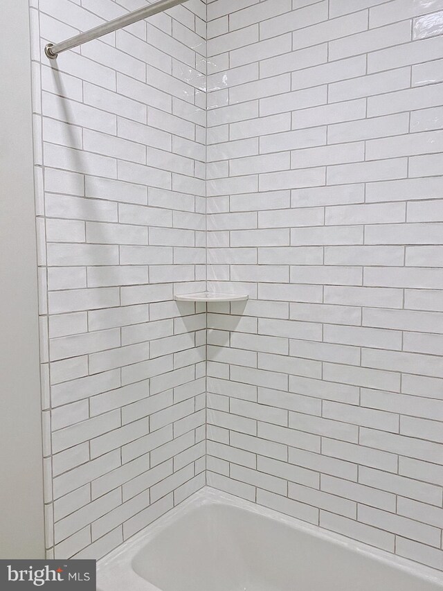 76 Long Ln, Kirkwood, PA 17536 - bathroom featuring bathtub / shower combination