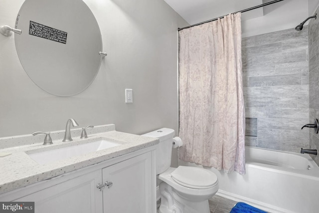 full bathroom with toilet, vanity, and shower / tub combo