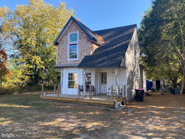 view of front of property with covered porch