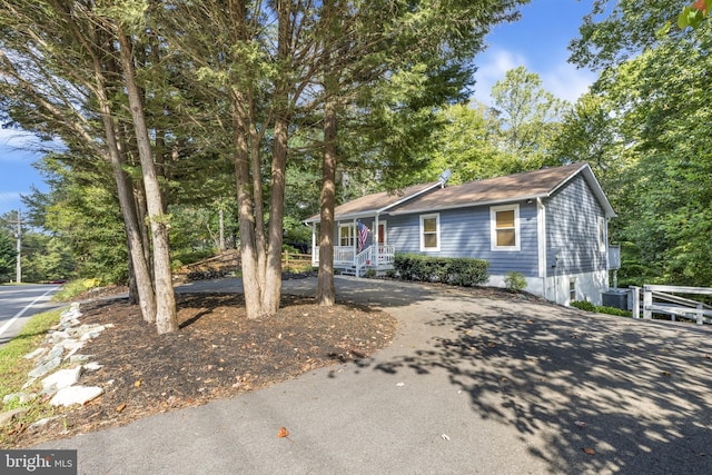 view of front of home