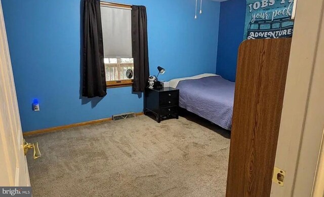 31 S Jersey Ave, Dorothy, NJ 08317 - bedroom with carpet floors, visible vents, and baseboards