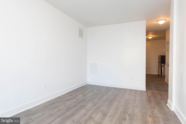 empty room featuring light hardwood / wood-style flooring