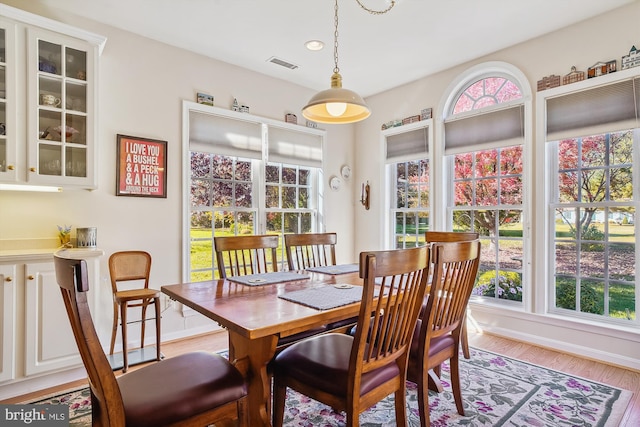 29748 Lyons Dr, Easton, MD 21601 - dining room featuring light wood finished floors, visible vents, baseboards, and recessed lighting