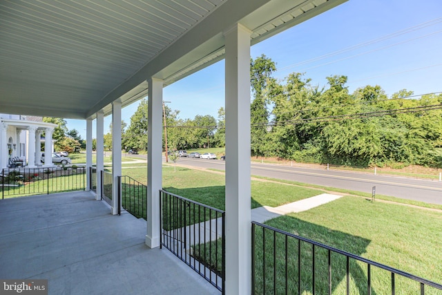 view of patio featuring covered porch