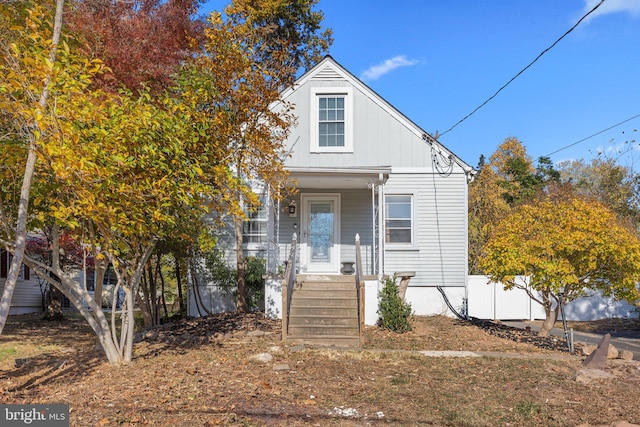 view of front of house featuring covered porch